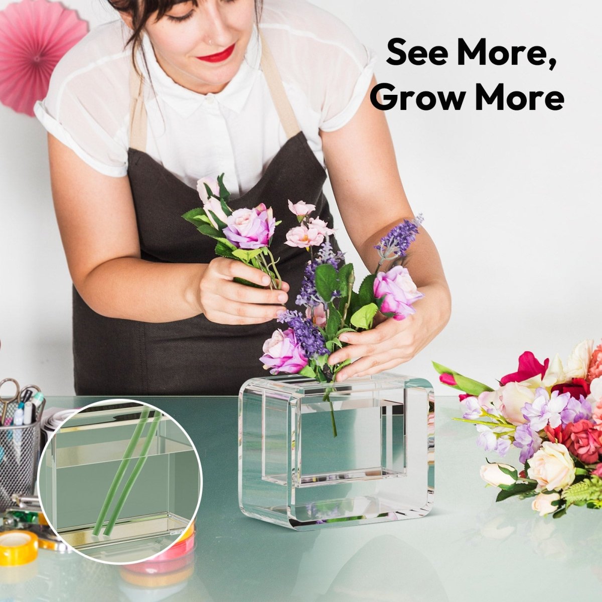 Small Clear Acrylic Flower Vase - NIUBEE